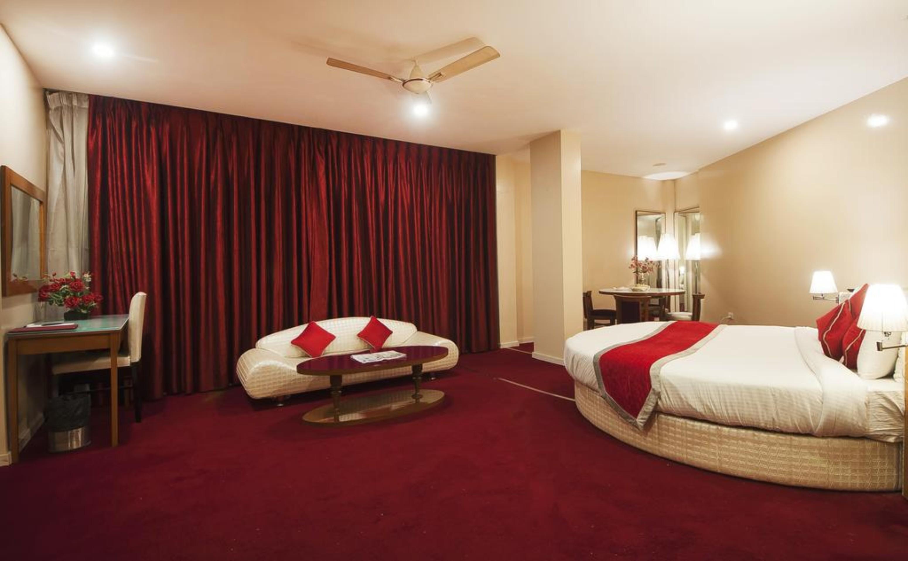 Airport Hotel Ramhan Palace Mahipalpur Yeni Delhi Dış mekan fotoğraf