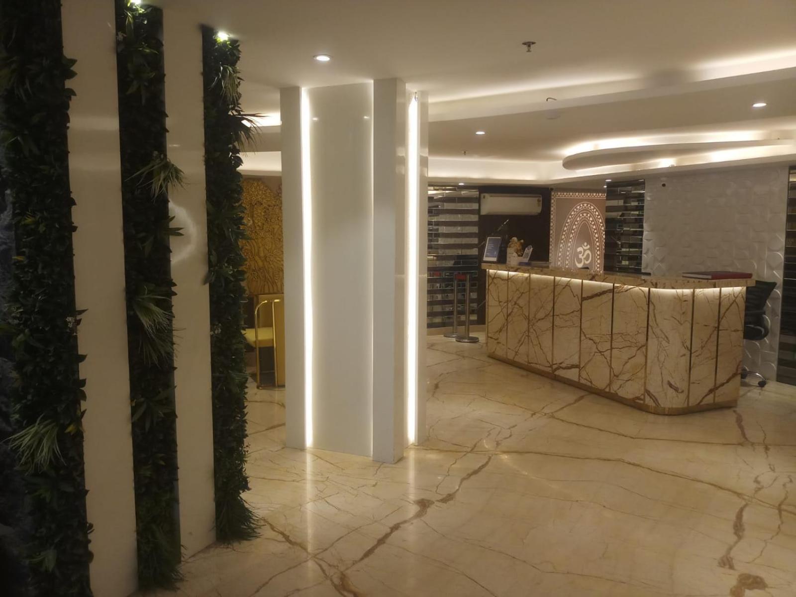 Airport Hotel Ramhan Palace Mahipalpur Yeni Delhi Dış mekan fotoğraf