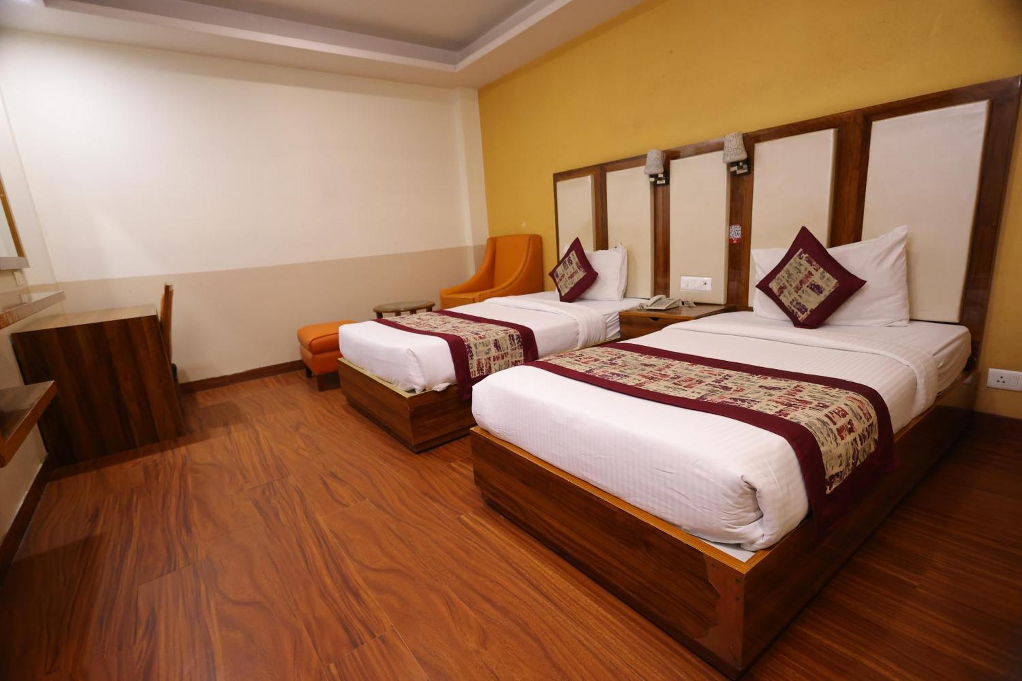 Airport Hotel Ramhan Palace Mahipalpur Yeni Delhi Dış mekan fotoğraf