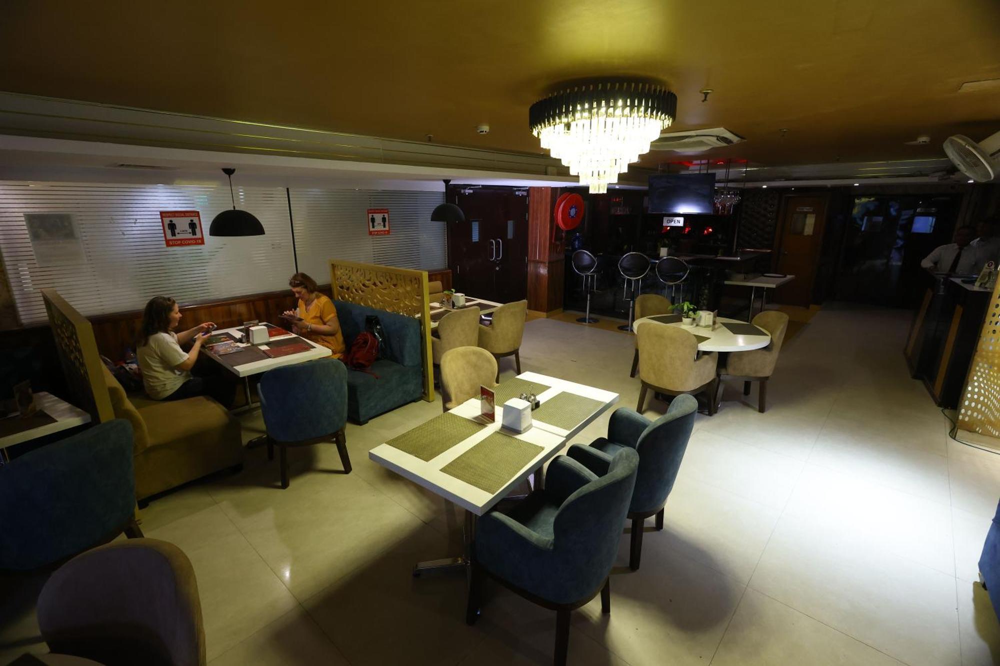 Airport Hotel Ramhan Palace Mahipalpur Yeni Delhi Dış mekan fotoğraf