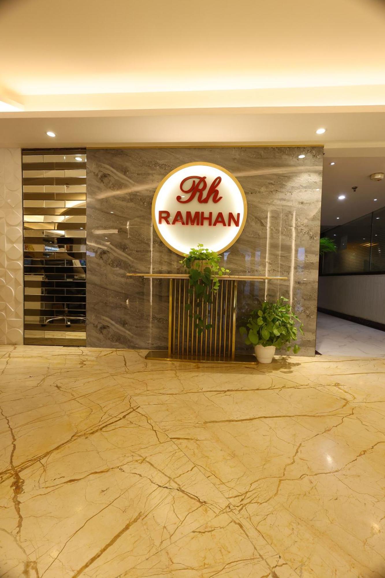 Airport Hotel Ramhan Palace Mahipalpur Yeni Delhi Dış mekan fotoğraf