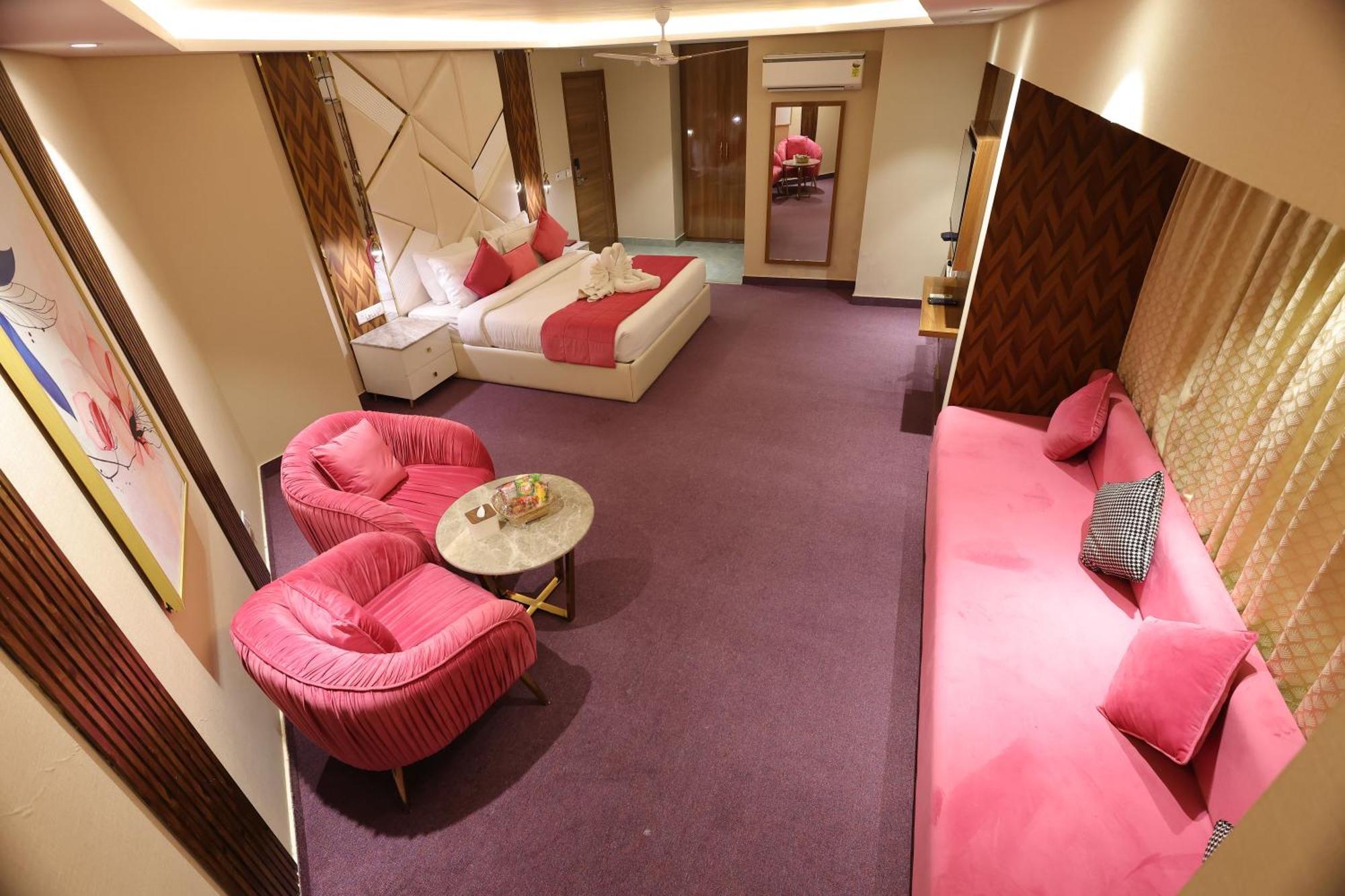 Airport Hotel Ramhan Palace Mahipalpur Yeni Delhi Dış mekan fotoğraf