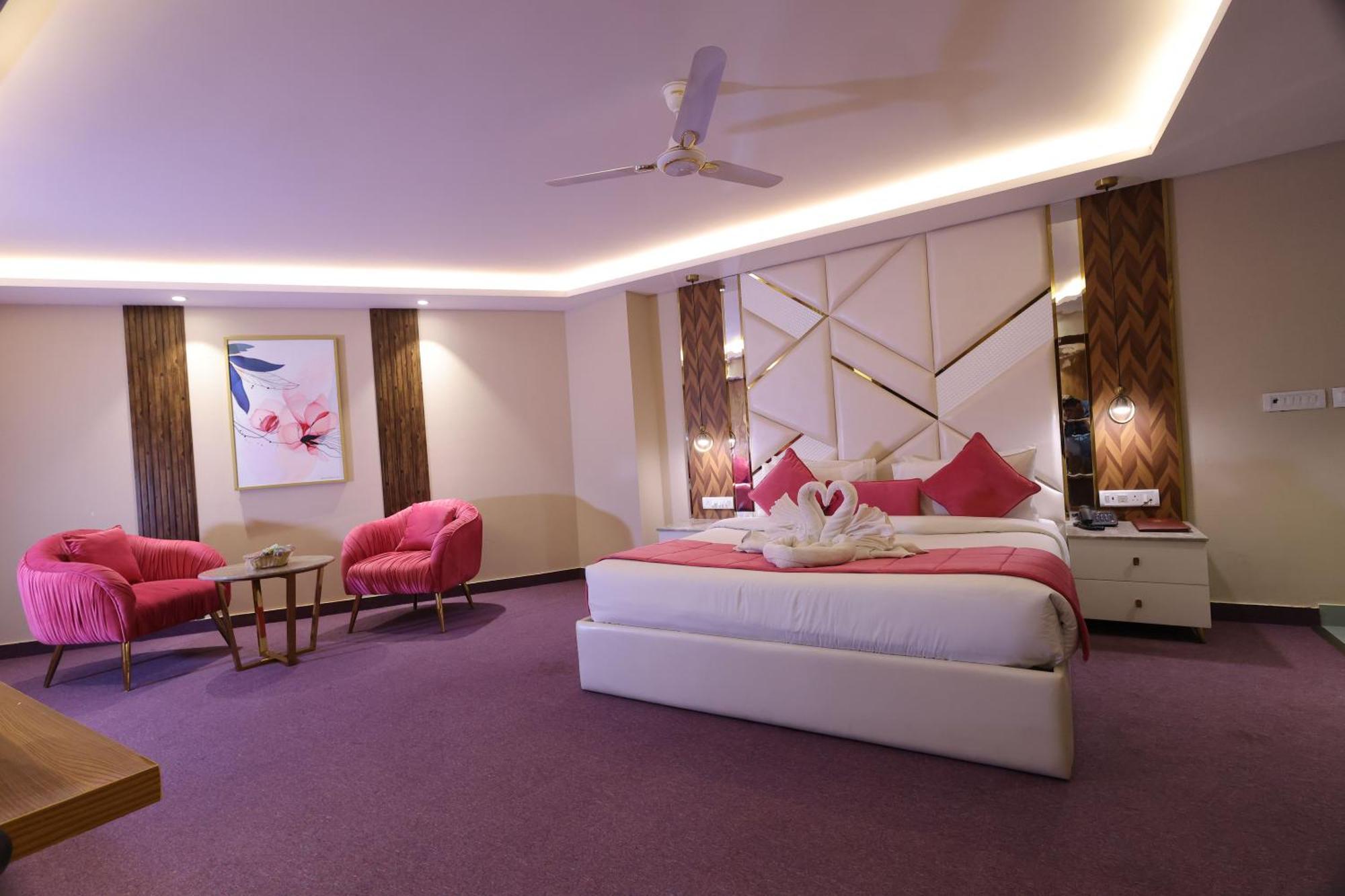 Airport Hotel Ramhan Palace Mahipalpur Yeni Delhi Dış mekan fotoğraf